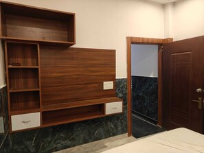 Double Room | Interior - Sunrise stay (Vrindavan)