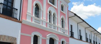 H1 Exceptional Location near Historic Center