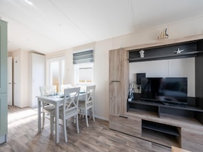 Chalet | Dining - Mobile Home With Garden and Terrace (Blankenberge)