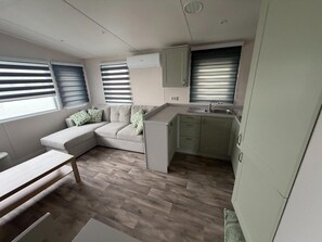 Living room - Mobile Home With Garden and Terrace (Blankenberge)