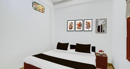 Deluxe Super Hotel O Shilpgram