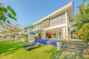 Villa, uitzicht op tuin | Exterieur