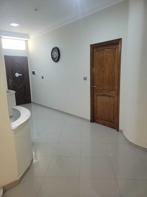 Interior - L'appart. (Zarzouna)