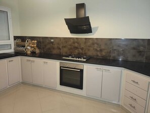 Microwave, oven, stovetop - L'appart. (Zarzouna)