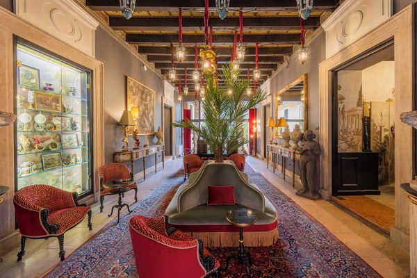 Sala de estar en el lobby