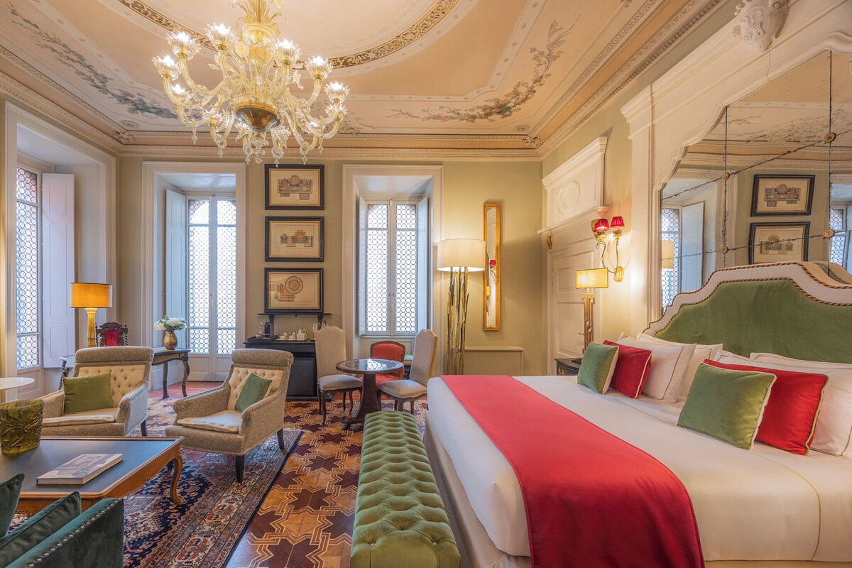 Suite, Balcony (Affresco) | In-room safe, blackout drapes, soundproofing