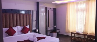 Seven Streams Hotel