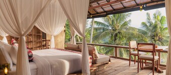 Hidden Jungle Gem with Jungle and Rice Field View