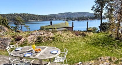 Seaside Summer House with Stunning Oslofjord Views - Private & Peaceful