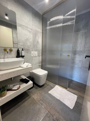 Habitación Deluxe con 1 cama matrimonial o 2 individuales, para no fumadores | Baño