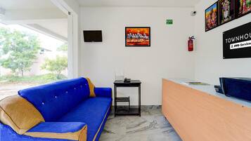 House | Reception