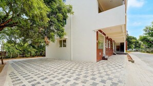 House | Reception