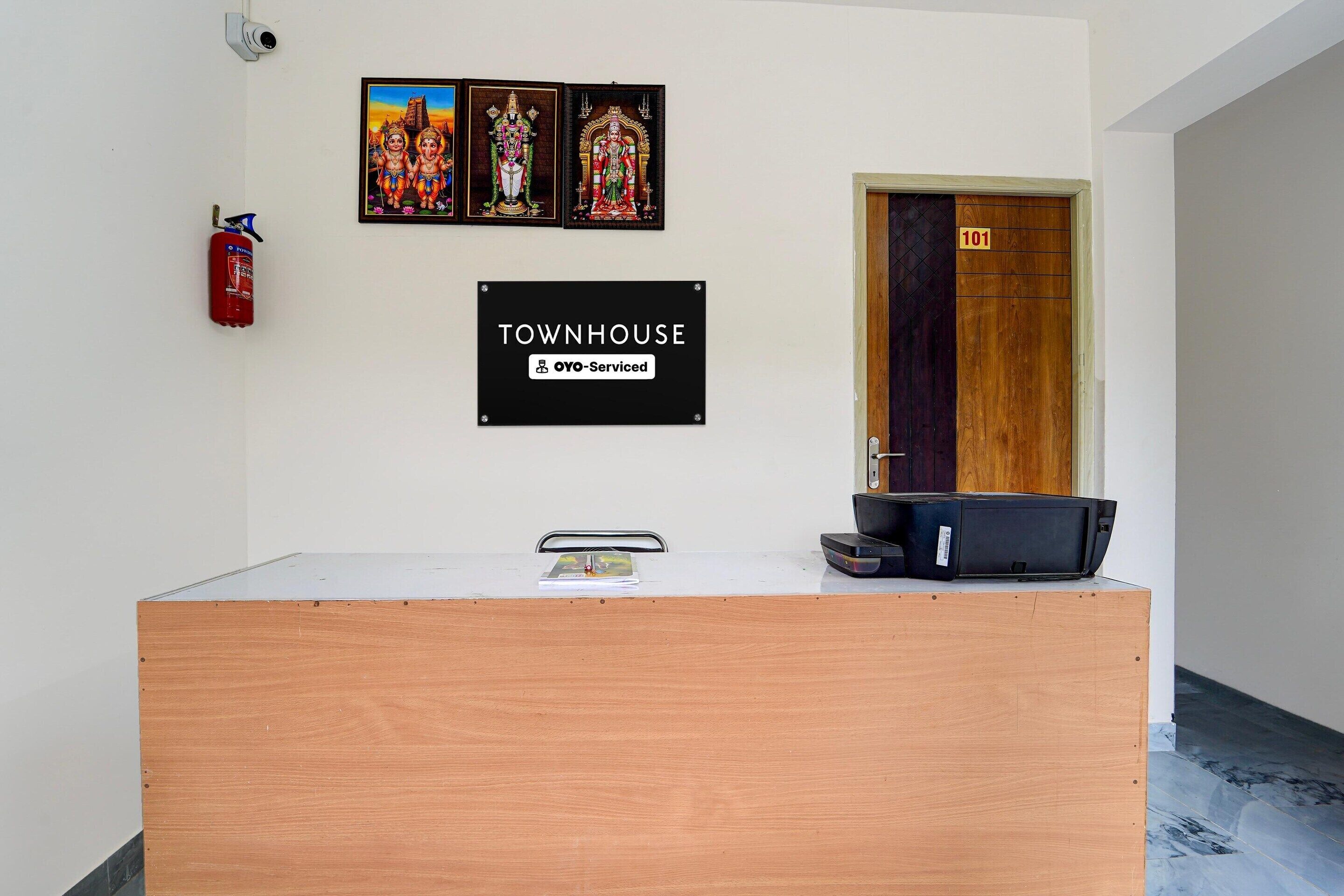 House | Reception