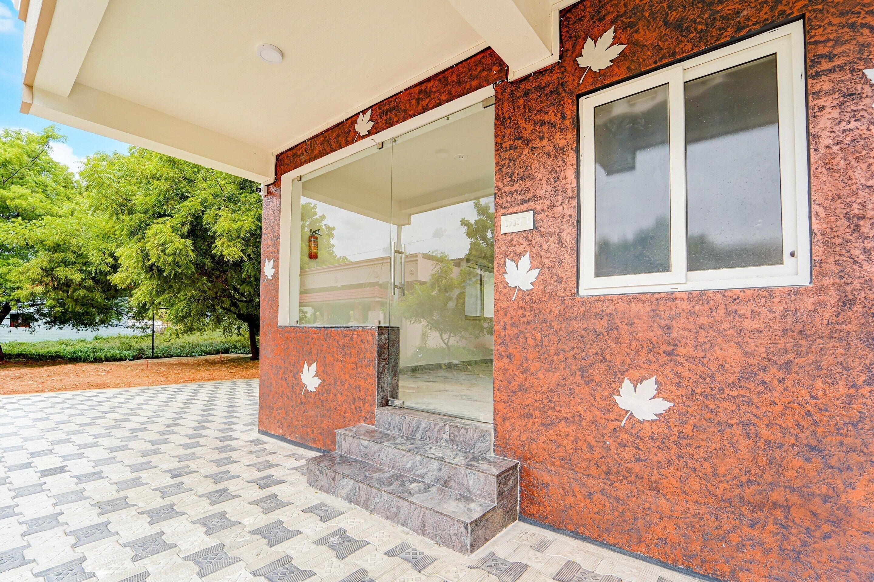 House | Reception