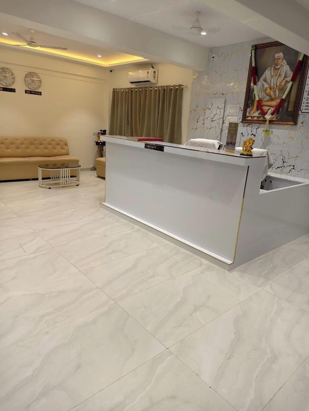 디럭스룸 | 로비