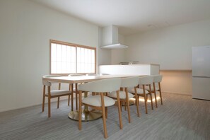 Deluxe Apartment | Dining - JINRYU HOTEL ISE (Ise)