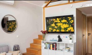 House, 2 Bedrooms, Balcony | Interior - Sovanova a Stylish Cottage With a Mountain View (Gluszyca)