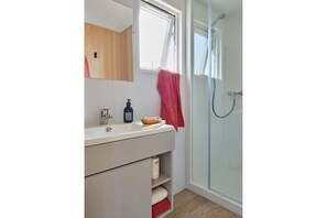 Bathroom - Cozy caravan Donkmeer 6p (Berlare)
