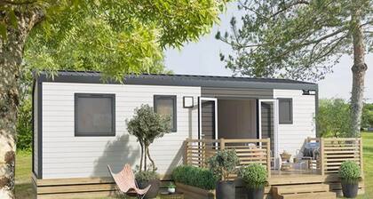 Caravan by the sea (6p) Blankenberge