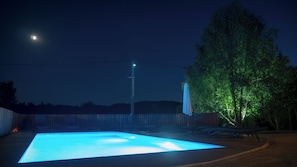 Pool - House Mountain Resort - 3 Chalets with pool & spa near Risnjak , Gorski kotar (Crni Lug)