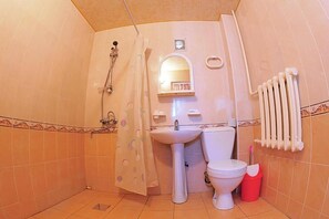 Comfort Triple Room | Bathroom - Sukhrob Barzu Hotel (Bukhara)