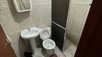 Apartamento, 1 quarto, para fumantes | Banheiro