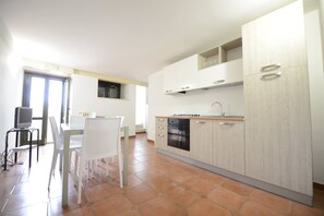 Private kitchen - VACATION HOME " THE BELVEDERE ON THE STONES " CIN: IT077014C202430001 (Matera)