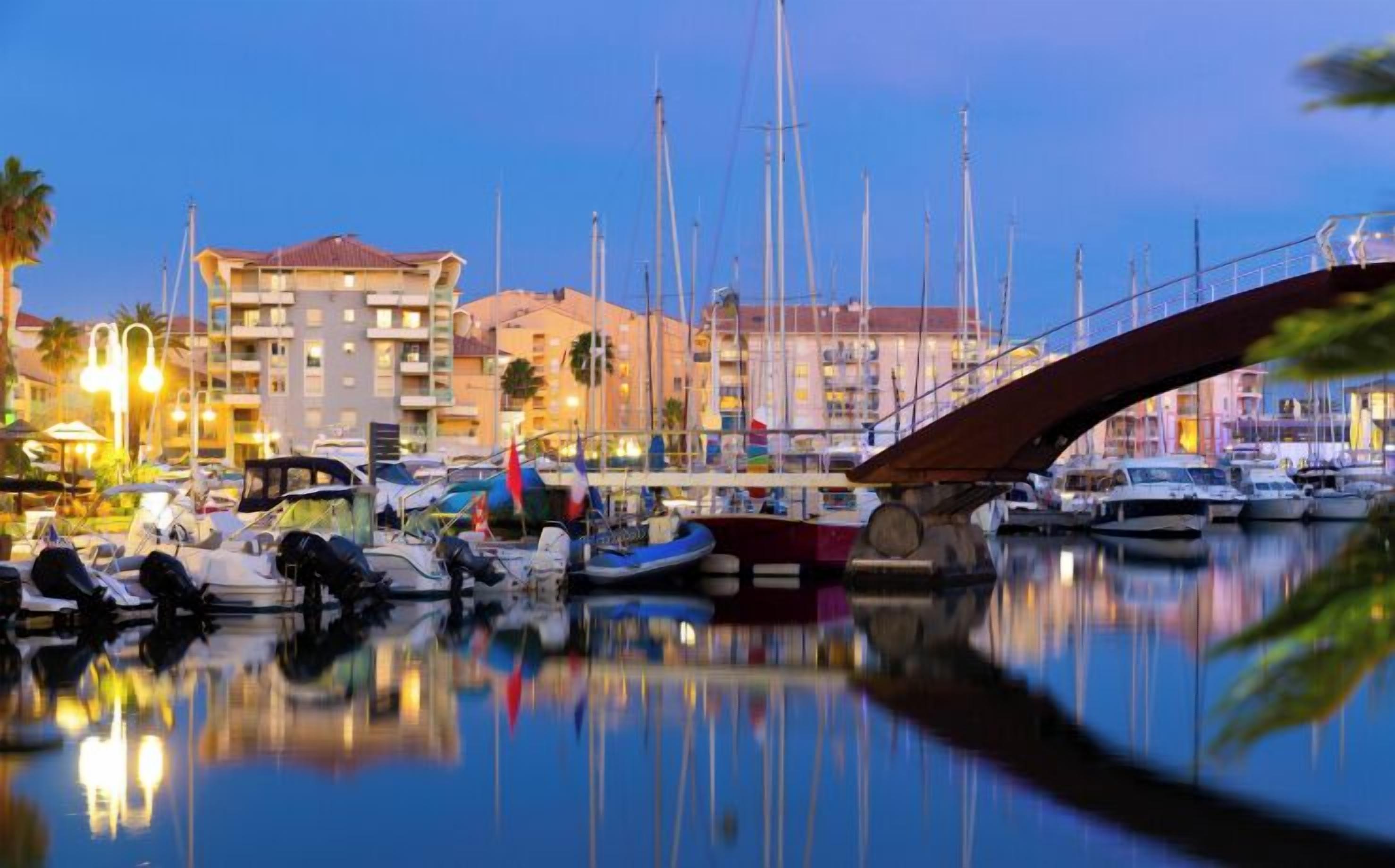Marina