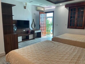 Classic Studio, Balcony, City View