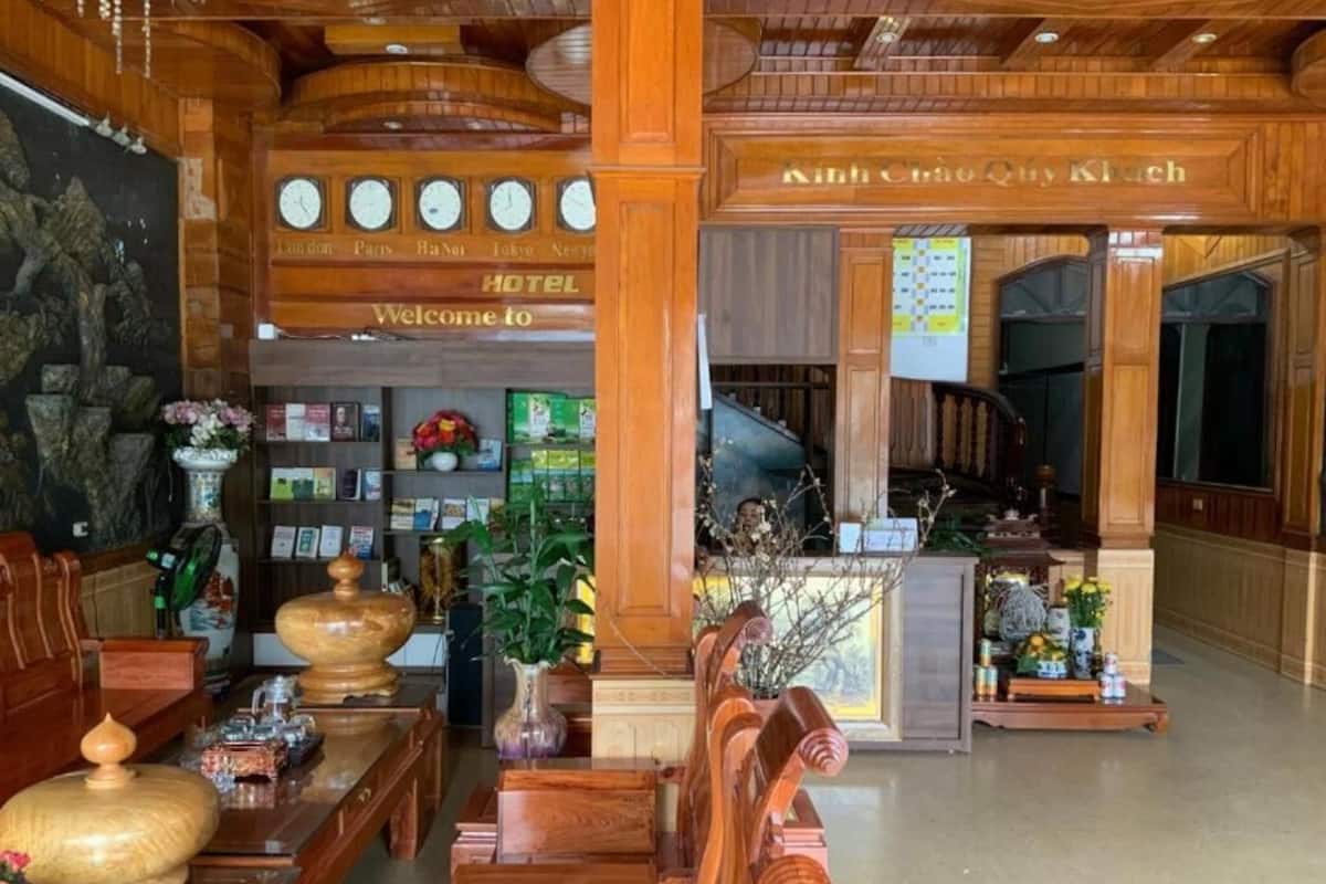 Classic Studio, Balcony, City View | Lobby