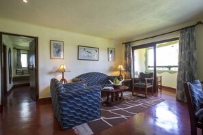 Living area - Lake Manyara Serena Safari Lodge (Lake Manyara National Park)