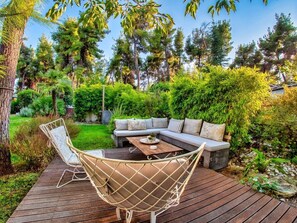 Terrace/patio - Boheme Villa by RentalsPro Services (Sani)