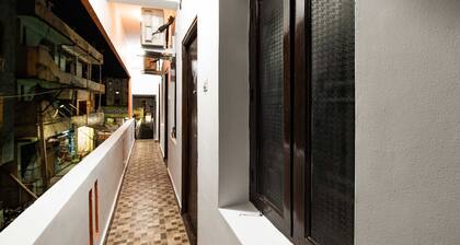 Hotel O Prakasam Park Tirupati