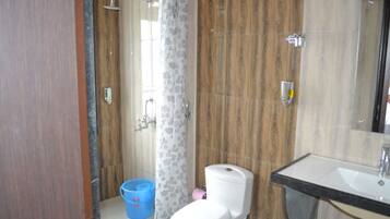 Standard Room | Bathroom