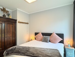 Room - Vrbo Property (Zingst)