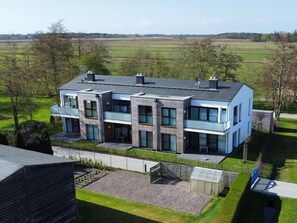 Exterior - Modern vacation apartment with south-facing balcony between the Bodden and the Baltic Sea for 2 or 4 (Zingst)