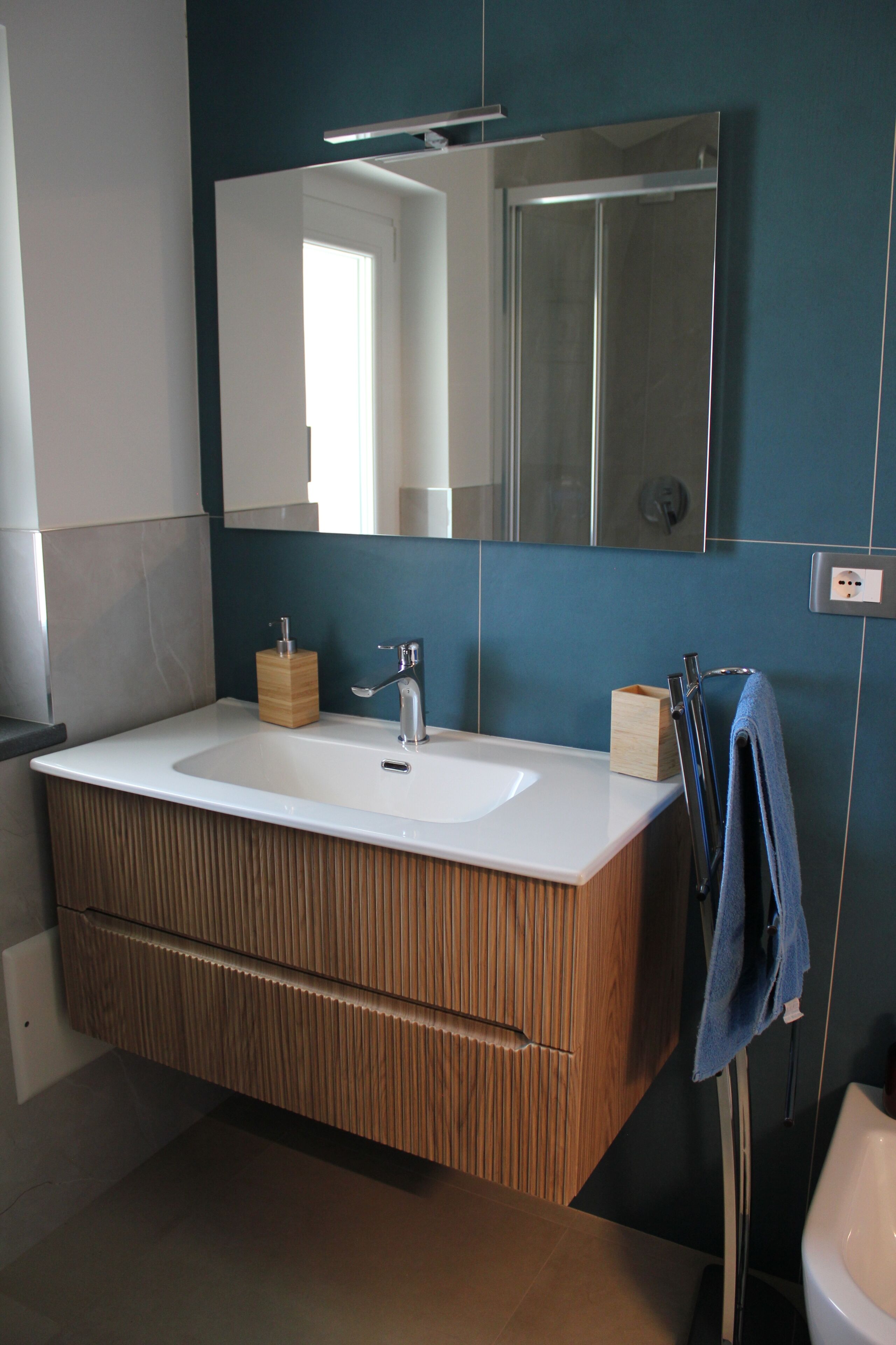 Comfort tweepersoonskamer, uitzicht op stad | Badkamer