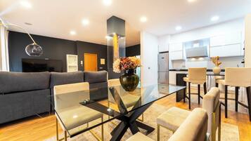 Superior Apartment, City View | Interior