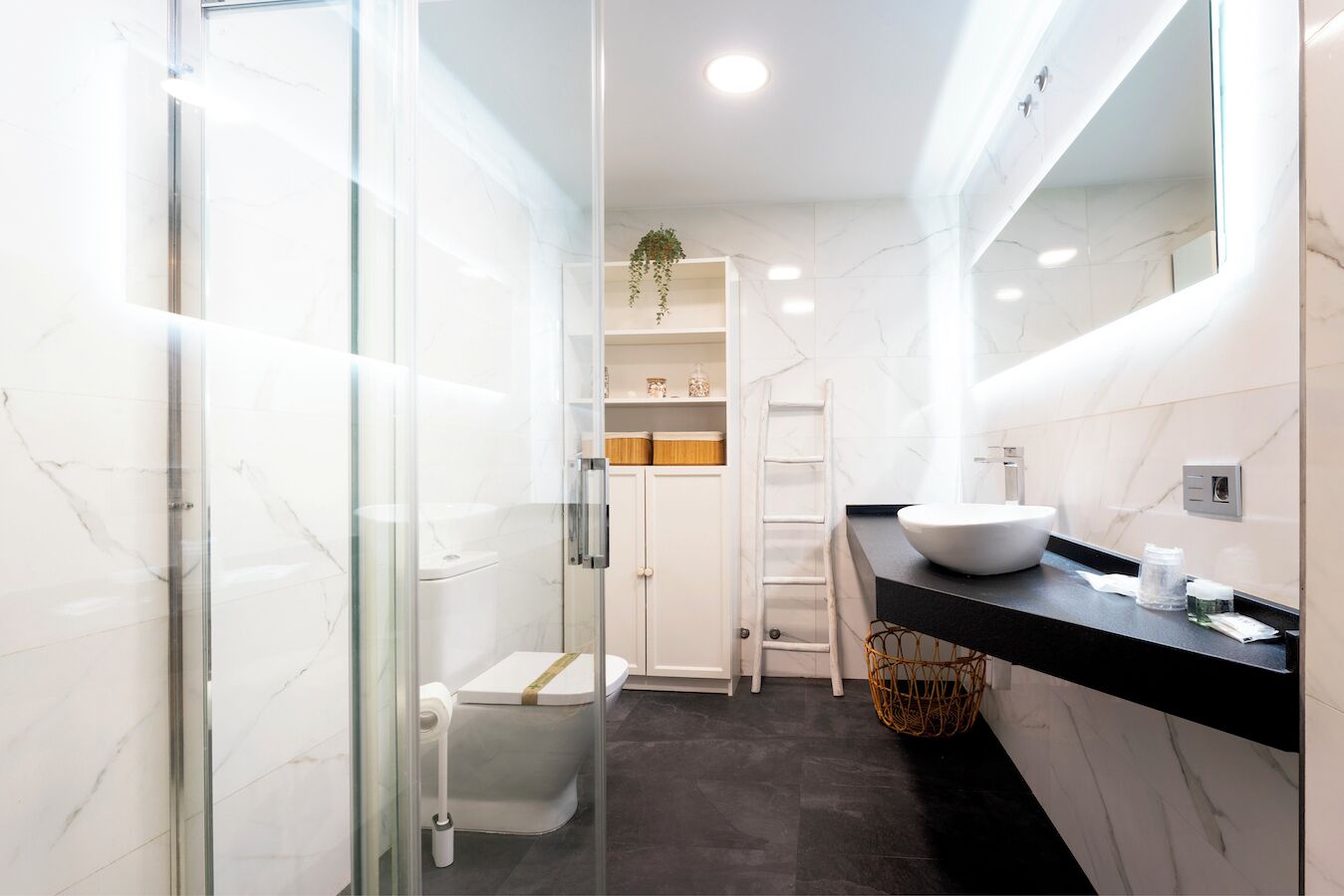 Apartamento superior, vistas a la ciudad | Baño