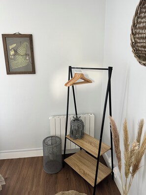 Interior - Mont St Michel bay house (Saint-Jean-le-Thomas)