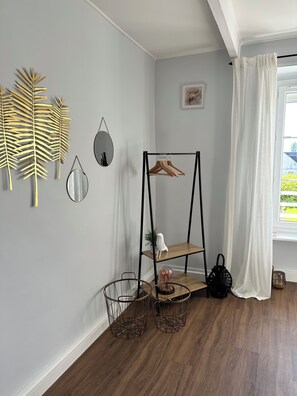 Interior - Mont St Michel bay house (Saint-Jean-le-Thomas)