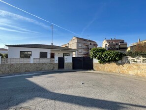 Exterior - Vrbo Property (Cunit)