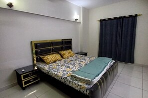 Room - Couple family Lodge Guest House Karachi (Karachi)