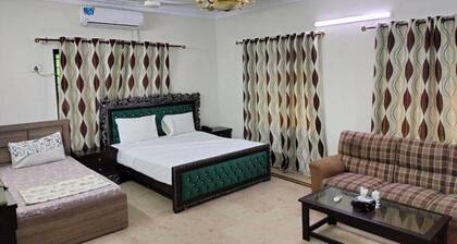 Couple family Lodge Guest House Karachi