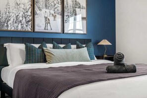 4 habitaciones, tabla de planchar con plancha y cuna de viaje 