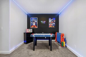 Spielezimmer