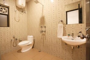 더블룸, 발코니, 시내 전망 | 욕실