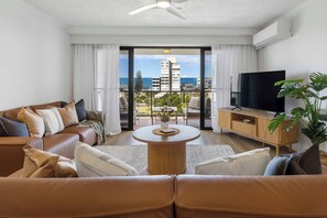 TV - 2 BR Ocean-view apartment at Mirage Resort (Alexandra Headland)