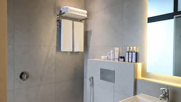 Standard Double Room, City View | Bathroom