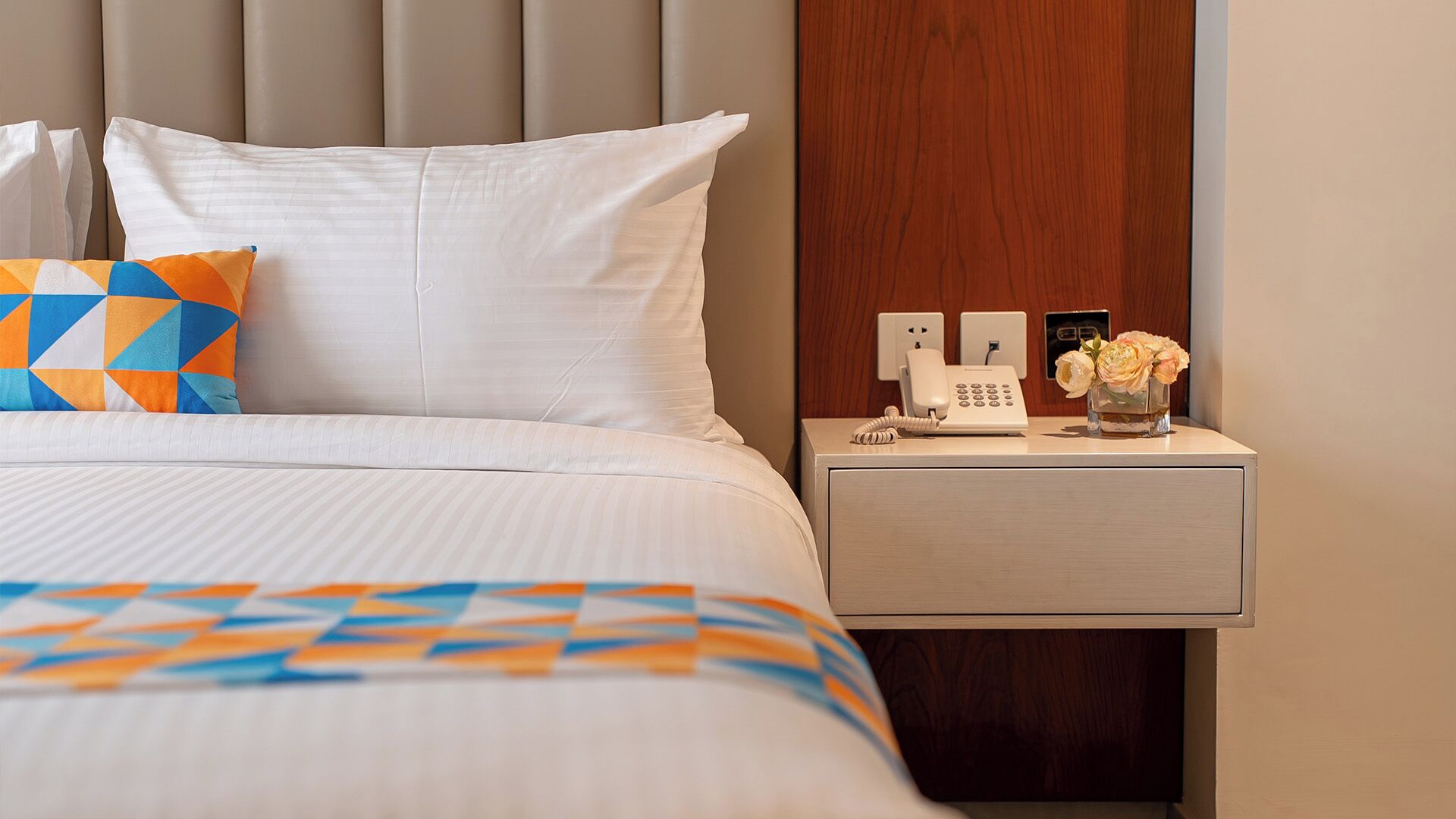 Deluxe Double Room, Balcony, City View | Laptop workspace, iron/ironing board